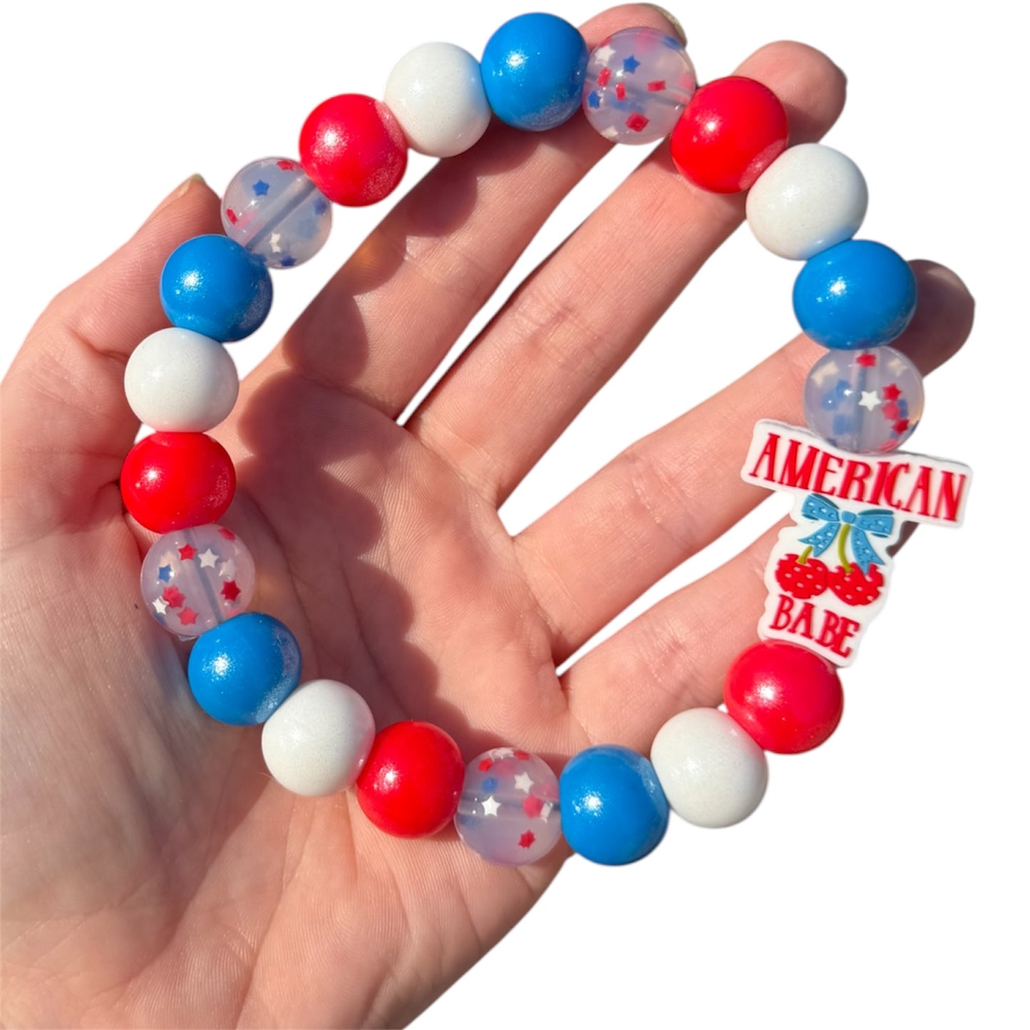 American Babe-Mix of 15mm (20 beads & 1 Focal)